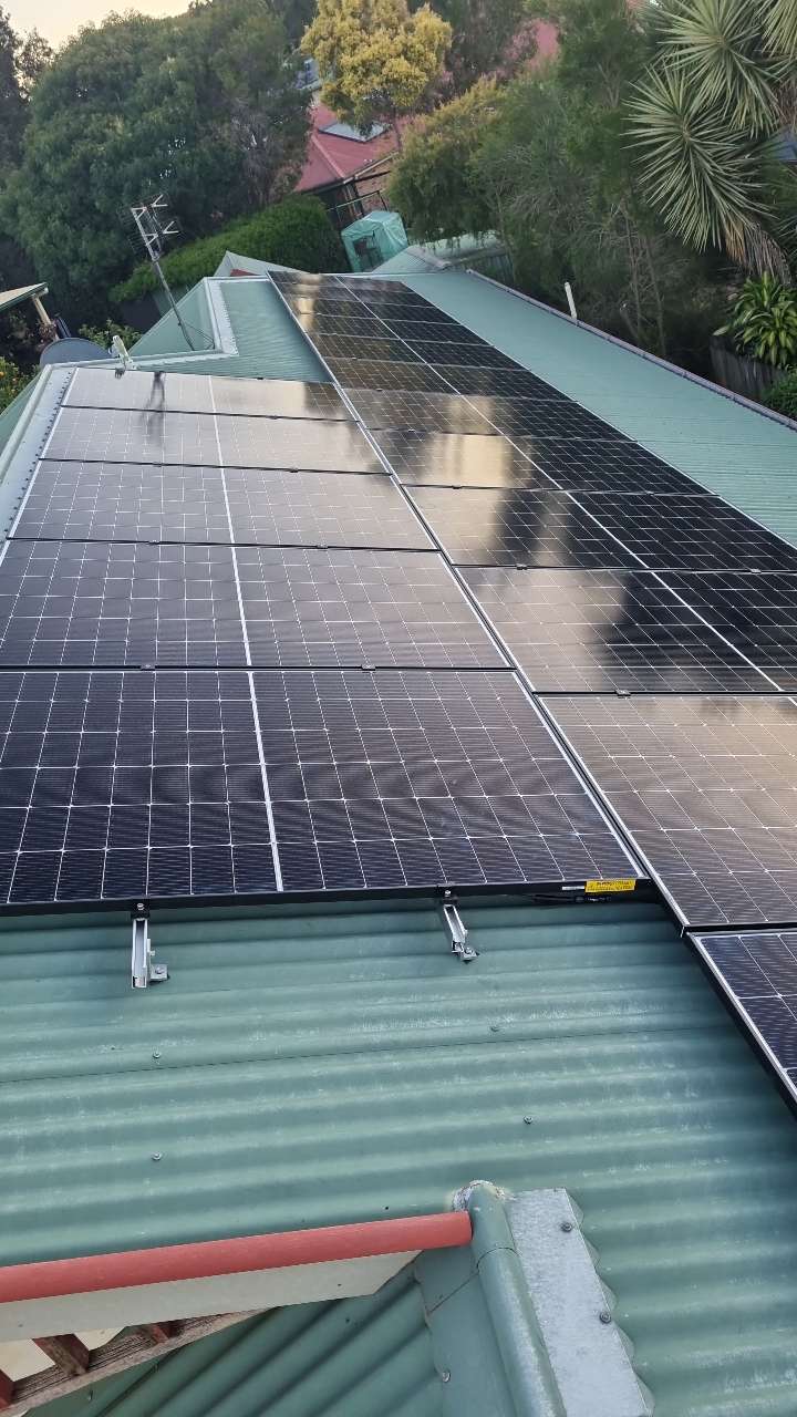 10.5kW System at Middle Ridge QLD